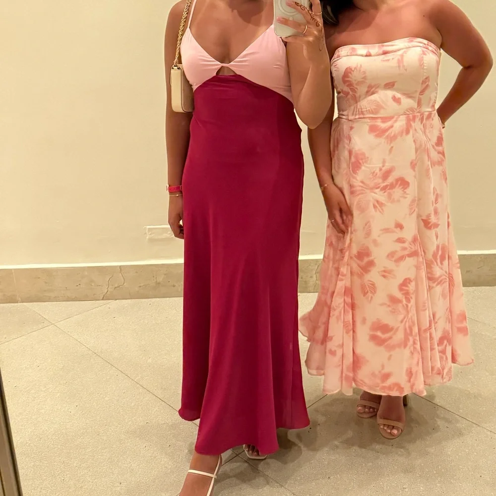 A&F Cutout Maxi Dress - Picture 4 of 7